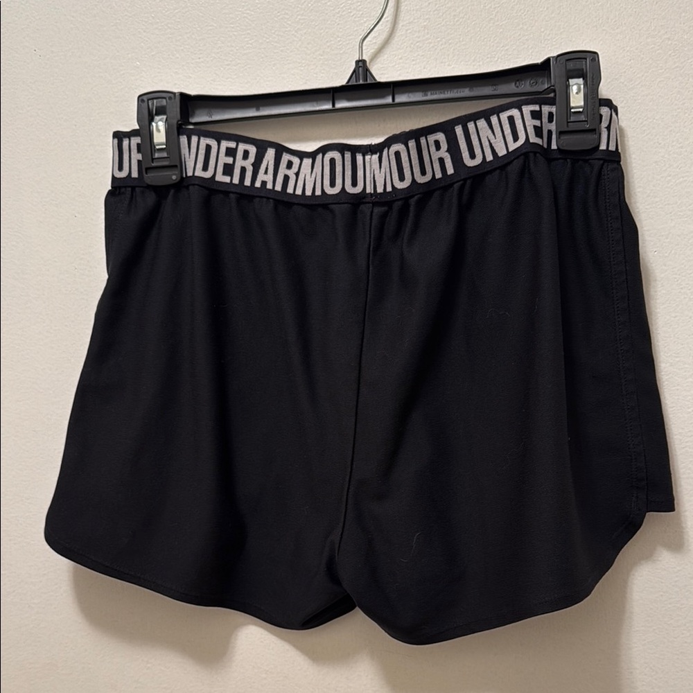 Under Armour Black Athletic Shorts Lightweight Moisture-Wicking - Picture 2 of 2